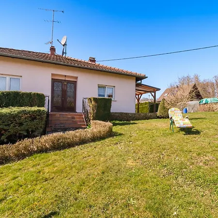 Prázdninový dům Le De La Fontaine - A 30min De Bale Muespach